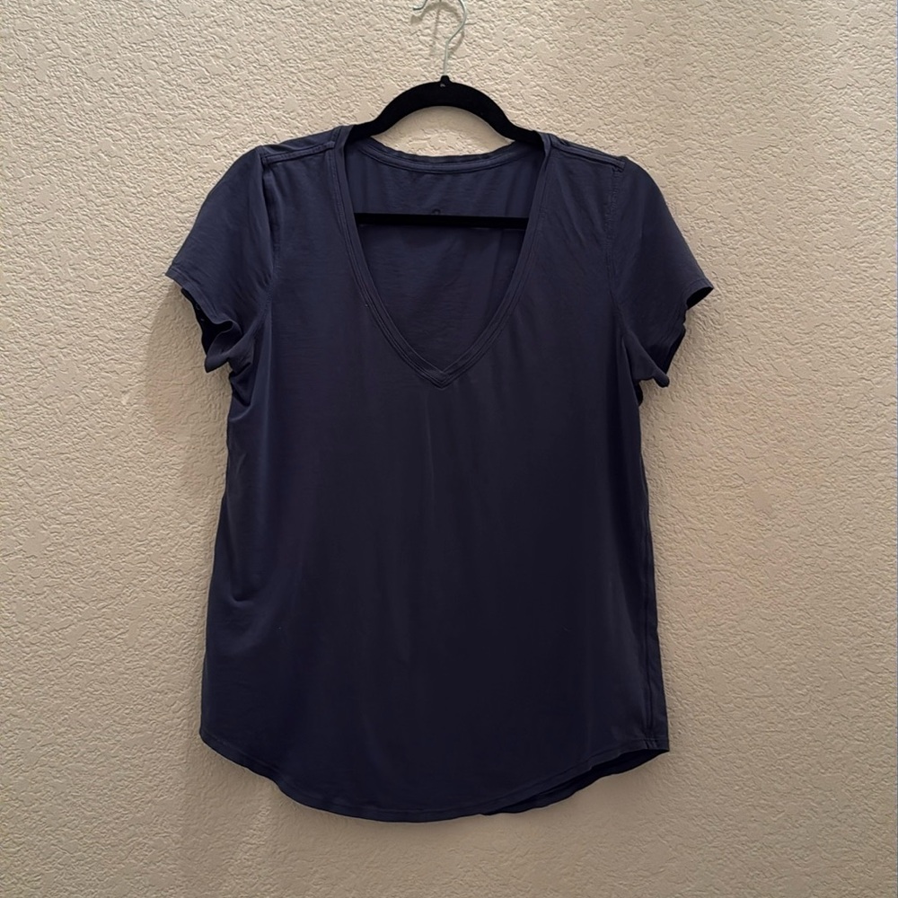 Women’s Lululemon Love Tee Size 10